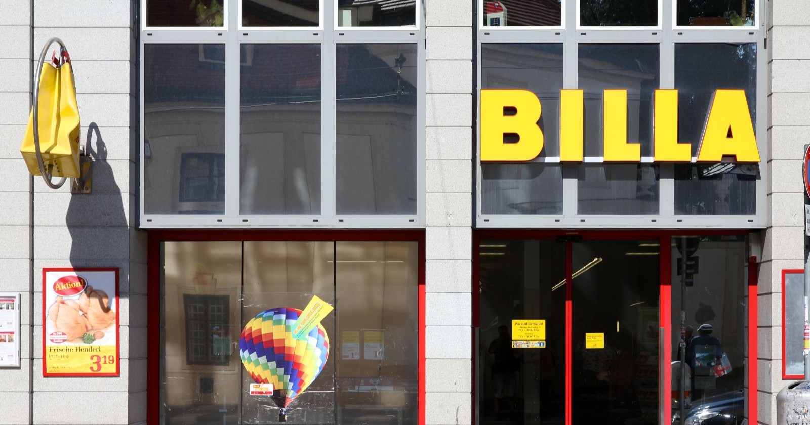 Exterior view of a Billa branch in Vienna